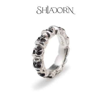 Skull band ring